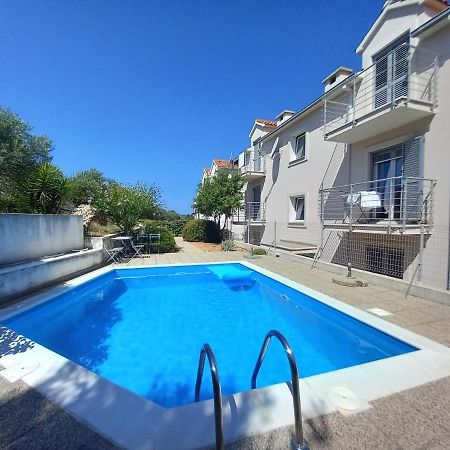 25 King'S Landing In Supetar Apartment Exterior photo